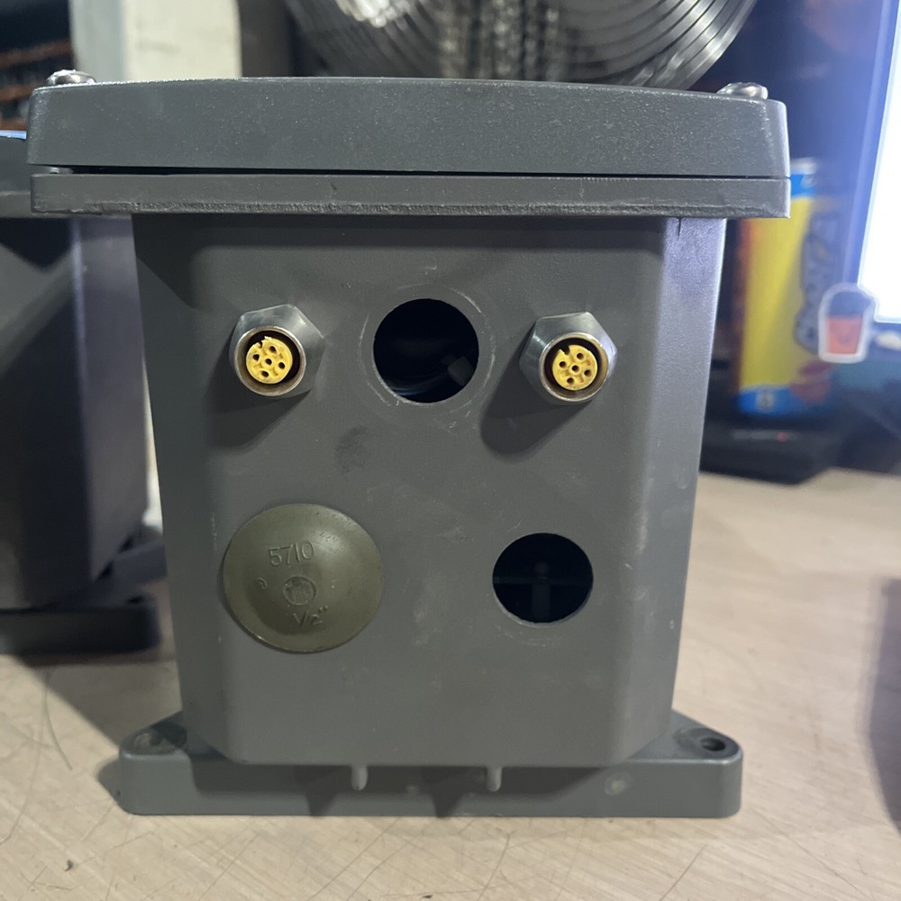 HACH SC100 GENERAL PURPOSE ANALYZER .