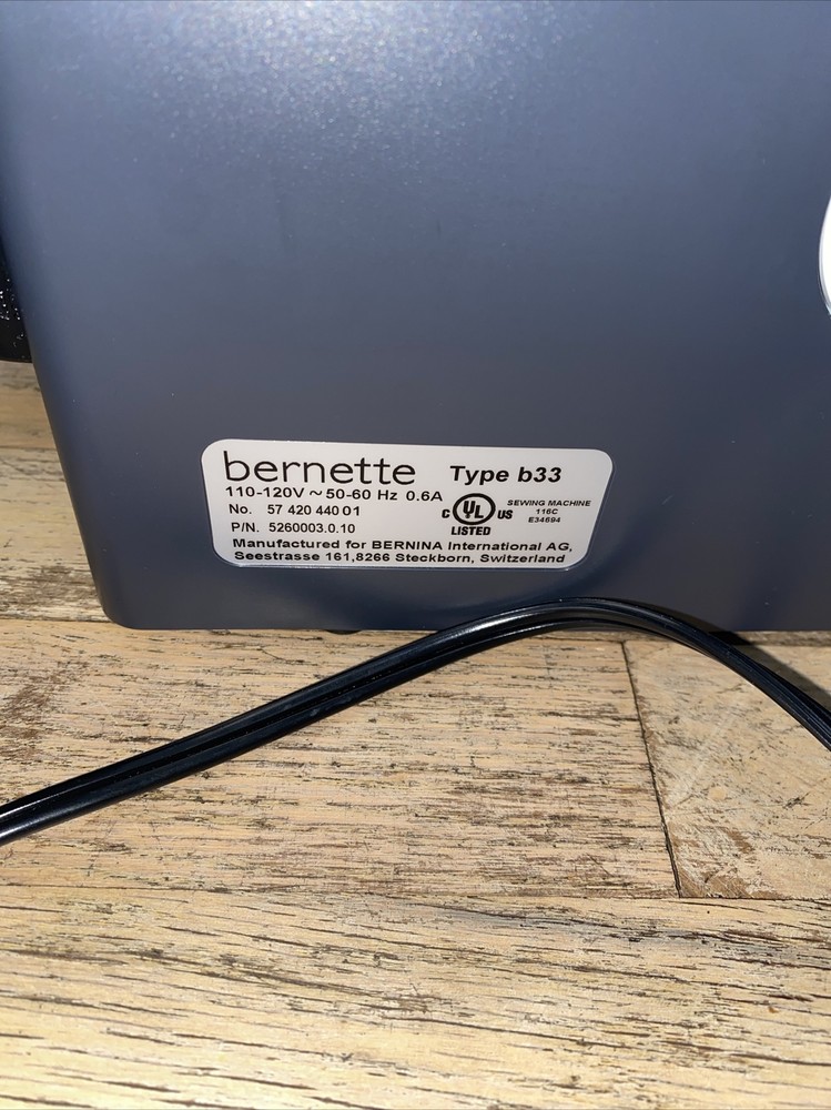 Bernette 33 Swiss Design Sewing Machine