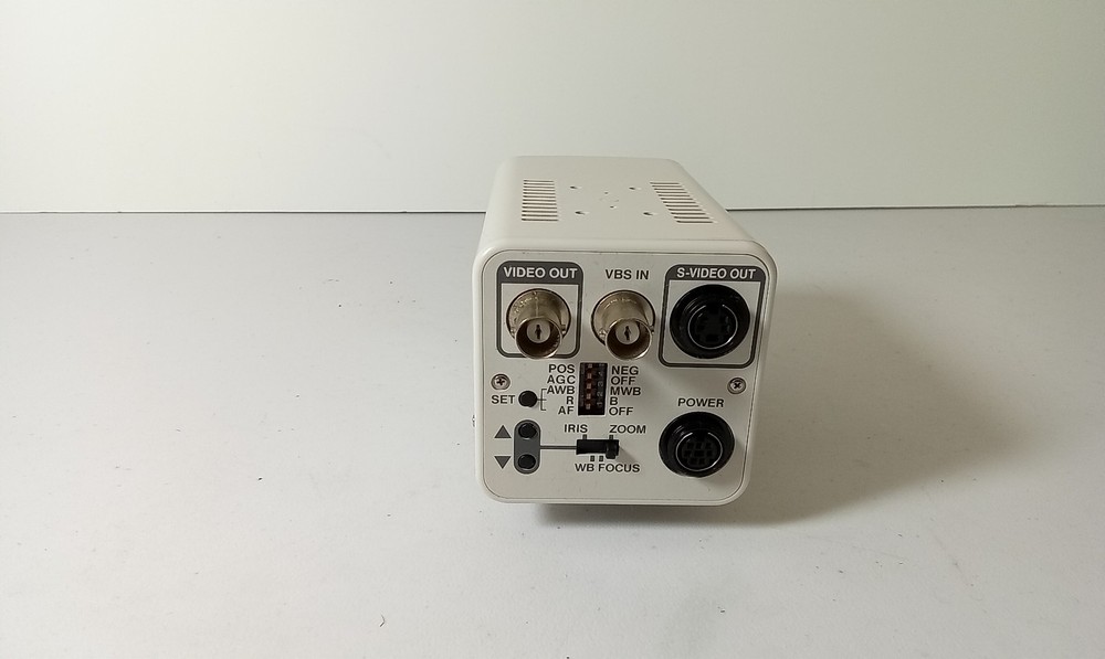 HITACHI VK-C77 COLOR VIDEO CAMERA 24X AF