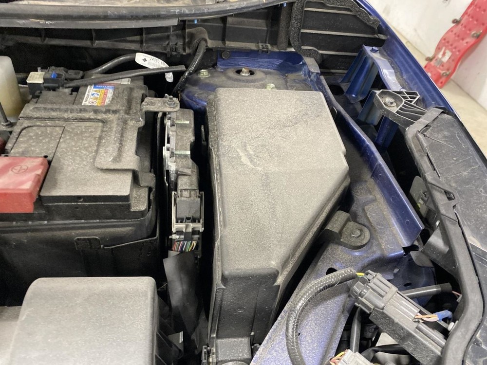 Complete Console Front Floor S Model Fits 21-25 ROGUE 1045714
