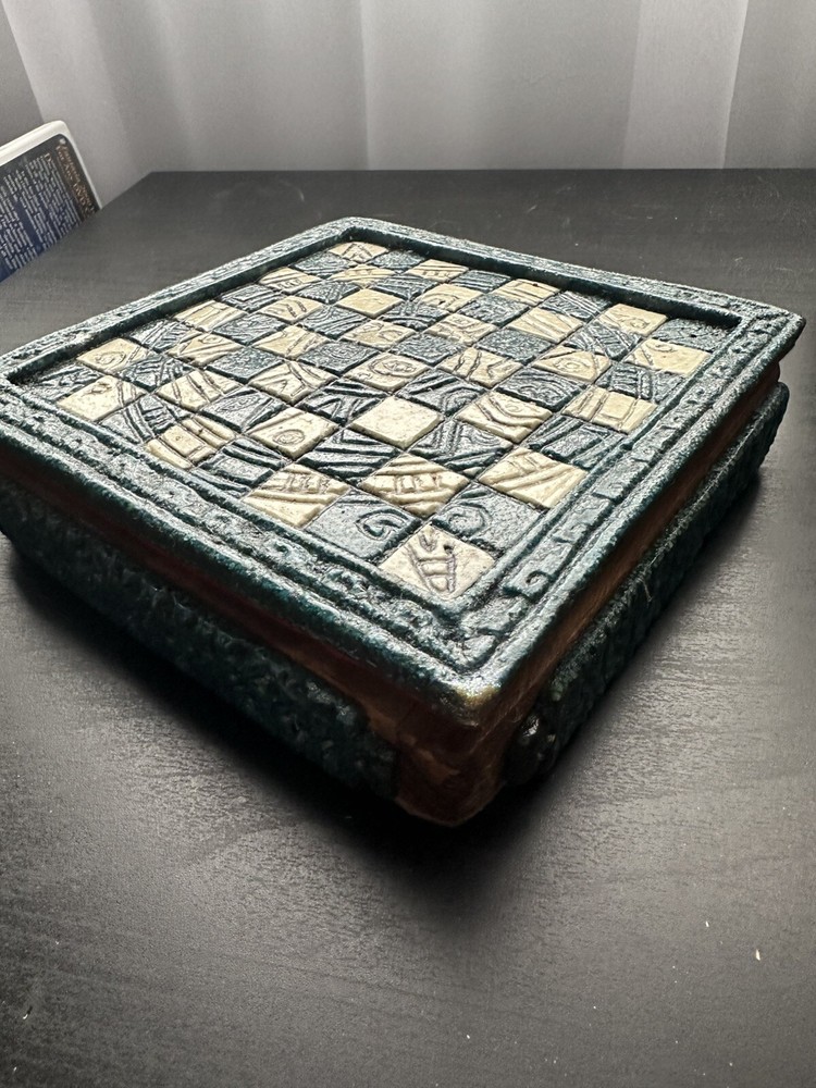 Vintage Mini Mayan Aztec Chess Set Complete Blue & White