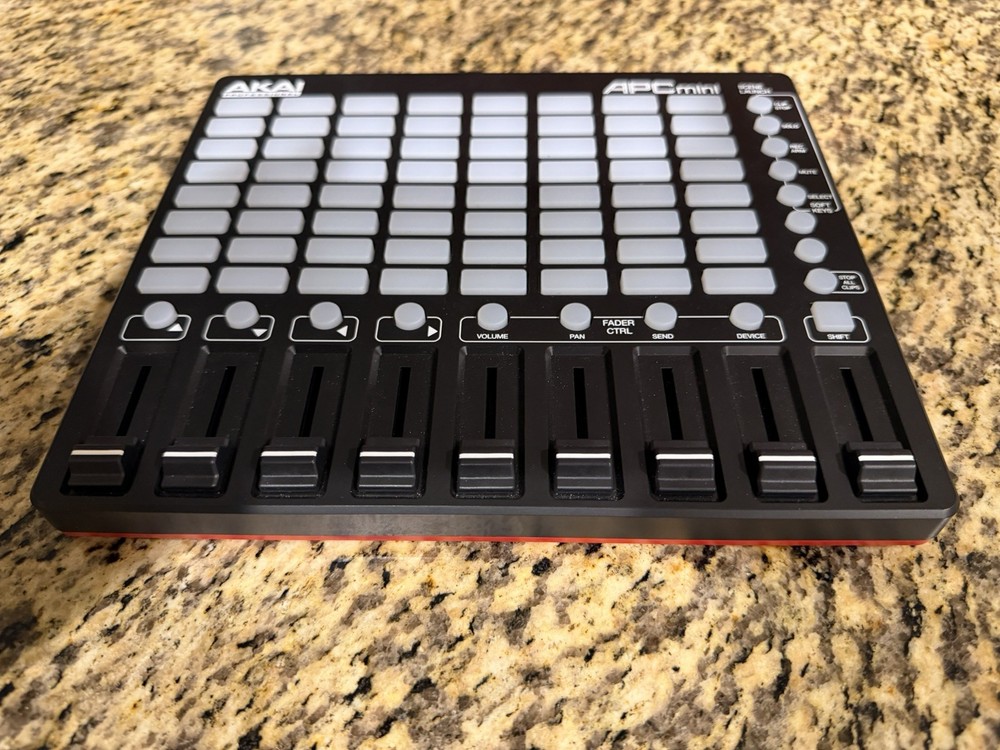 AKAI APC MINI (P22017829)