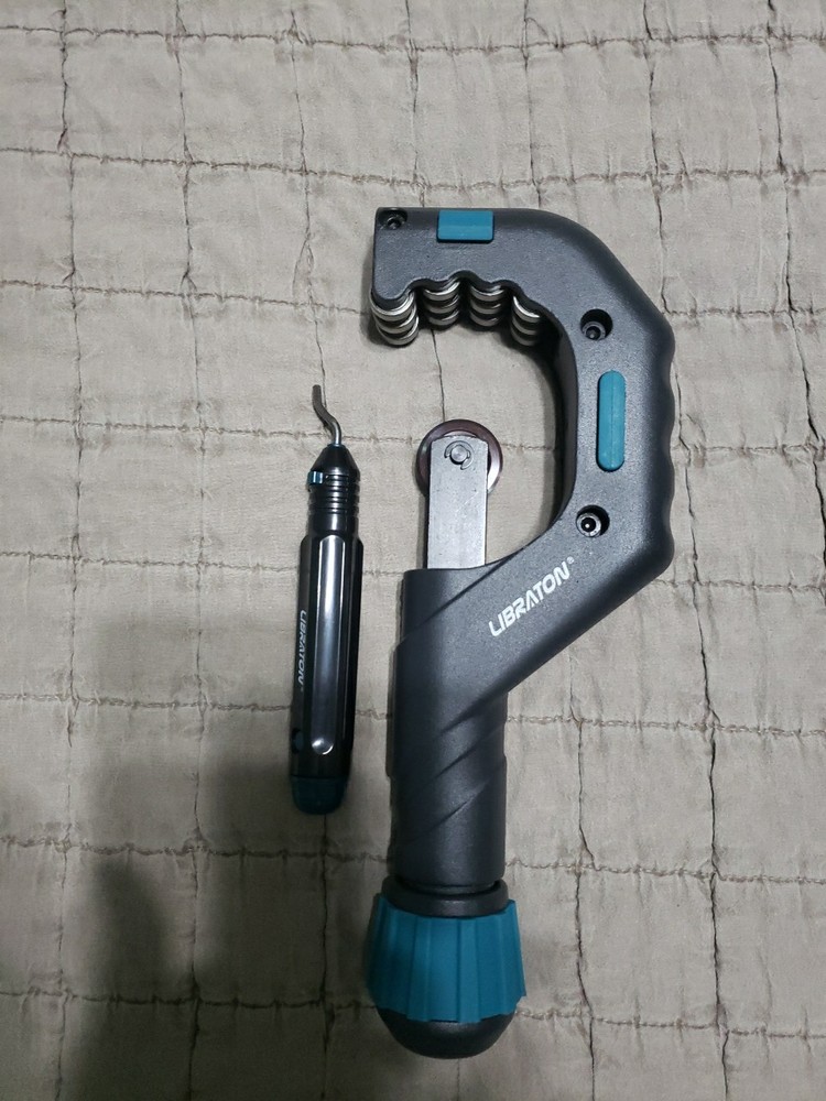 LIBRATIONS Heavy Duty Tube Cutter 6-70mm