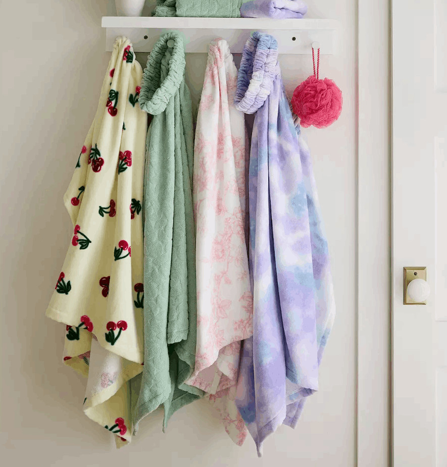 NWT The Big One 5-Piece Solid Texture Bath Wrap Set - PINK WHITE FLORAL