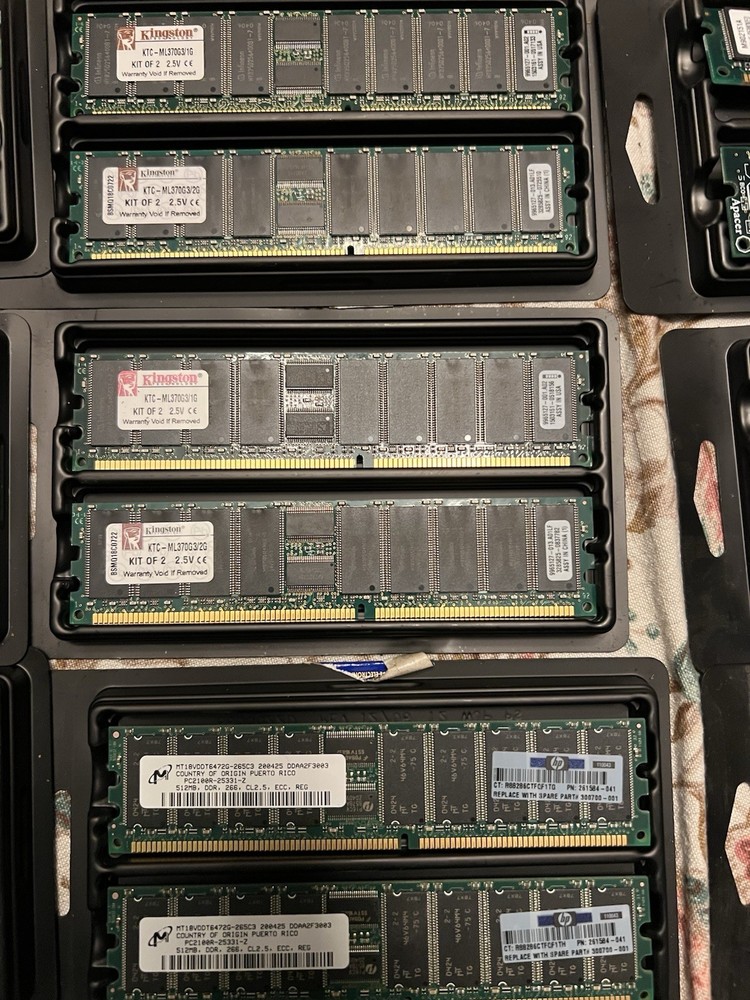 Bulk Lot Of 18 Server memory