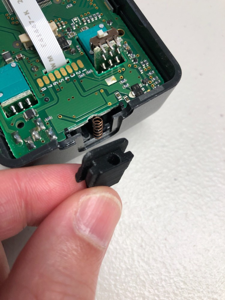 3D Printed Front Release Latch & Spring for ICOM IC-703/706 Series MKIIG MKII