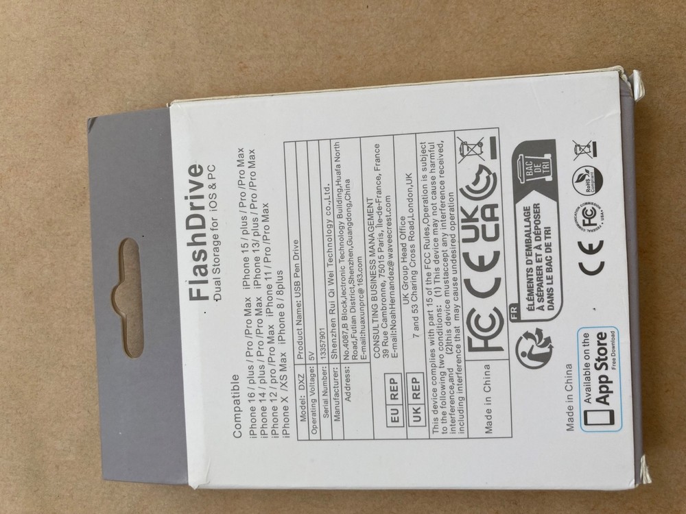 Multi-Functional USB forIPhone/IPad/IPod Compatible With IOSAndroid Windows