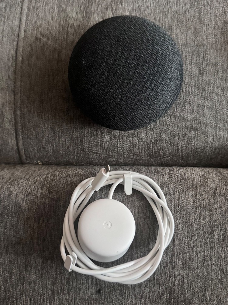Google Home Mini Smart Assistant - Charcoal (GA00216-US)