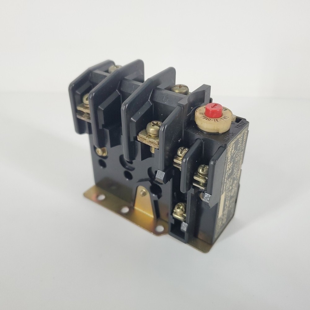 HITACHI NS229351 Contactor.