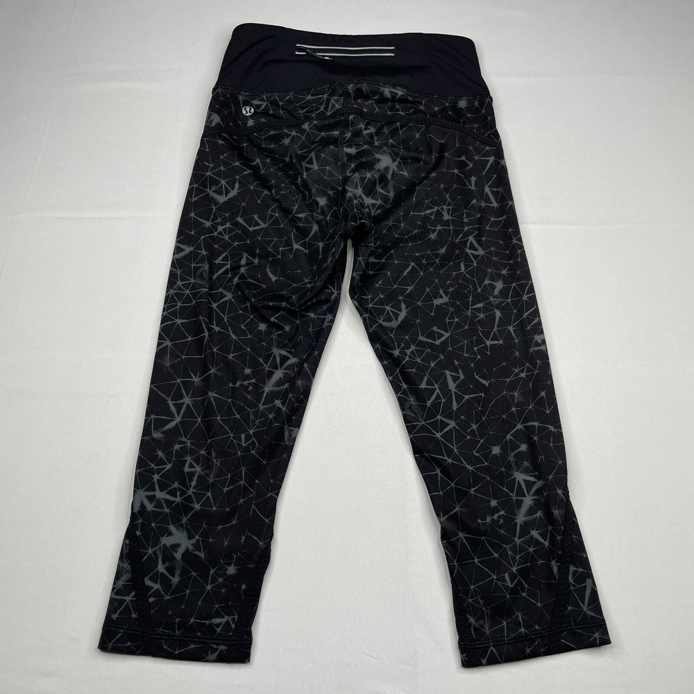 Lululemon Active Capri Black Gray Womens 4