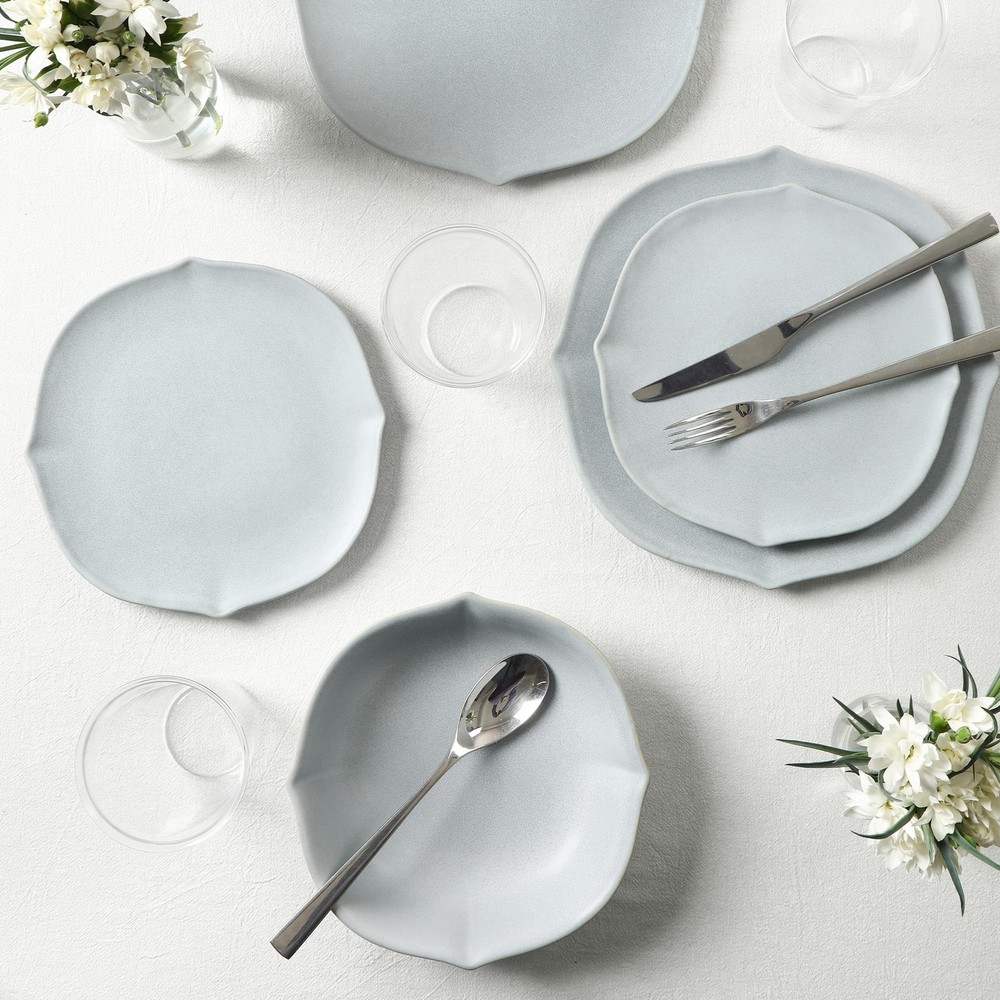 Baskerville 16-Piece Dinnerware Set Stoneware, Borosilicate Glass, Light Blue