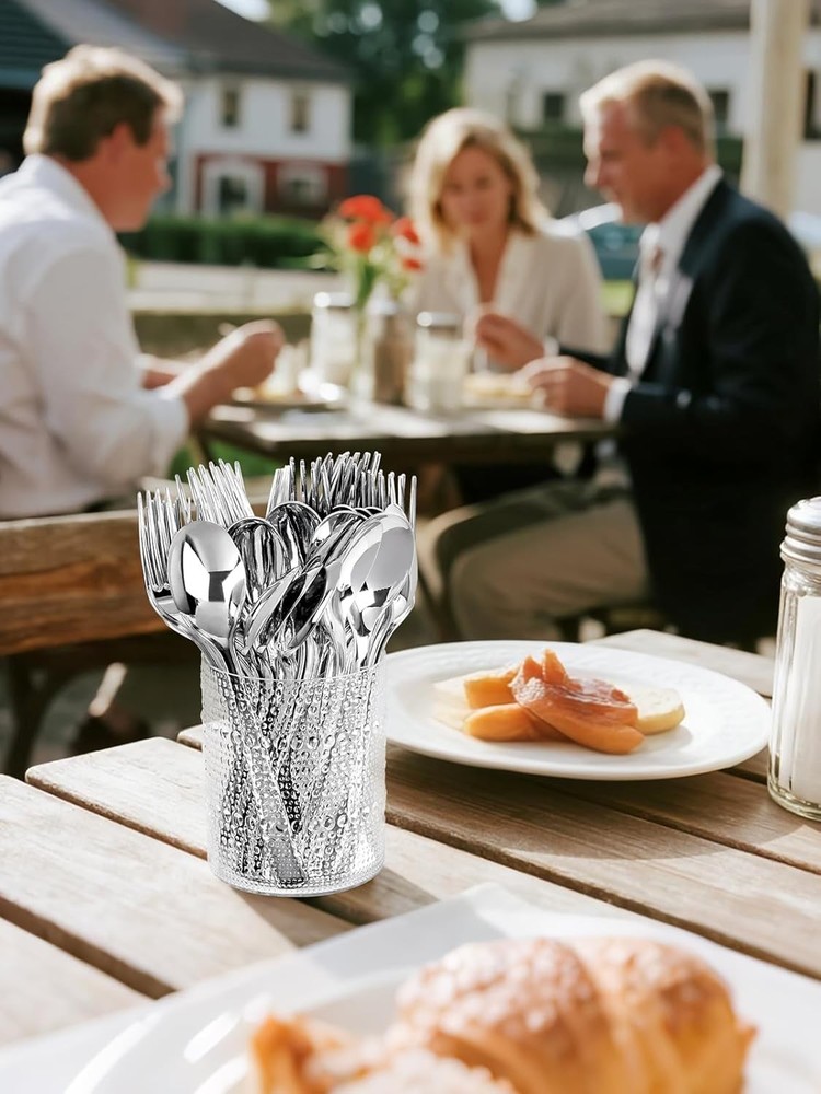 50Pcs Silver Plastic Spoons Heavy Duty Plastic Spoons Heavyweight Silver