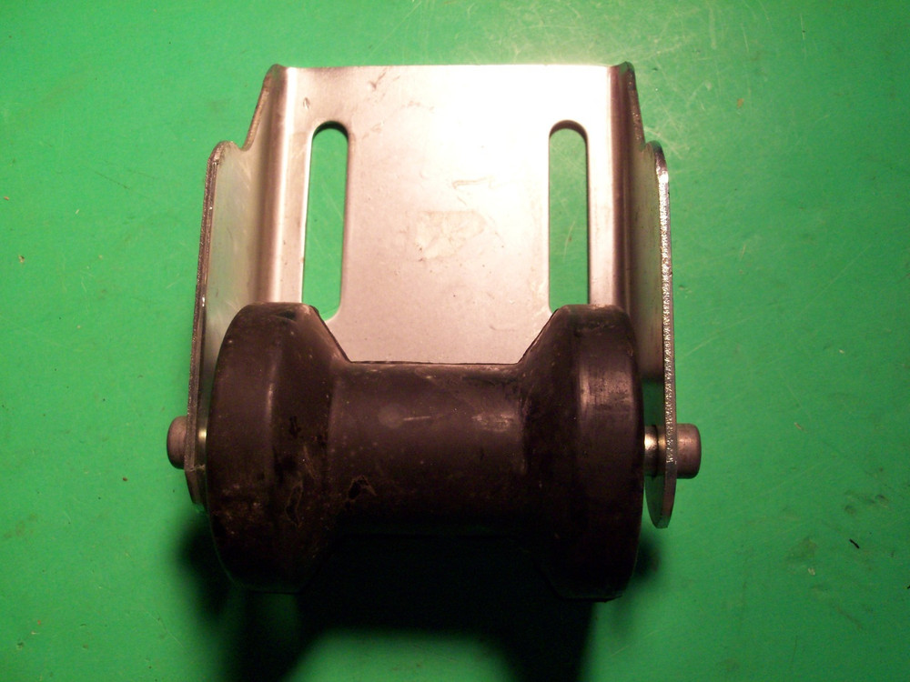 NEW Boat Trailer Rollers with Brackets 4" Keel Roller Assembly  Boat Trailer SRC