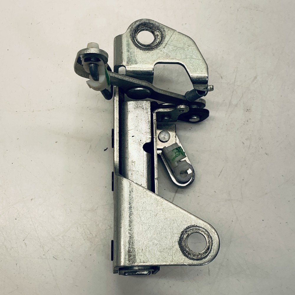 RH Latch - 2023 CAN AM Defender HD 10