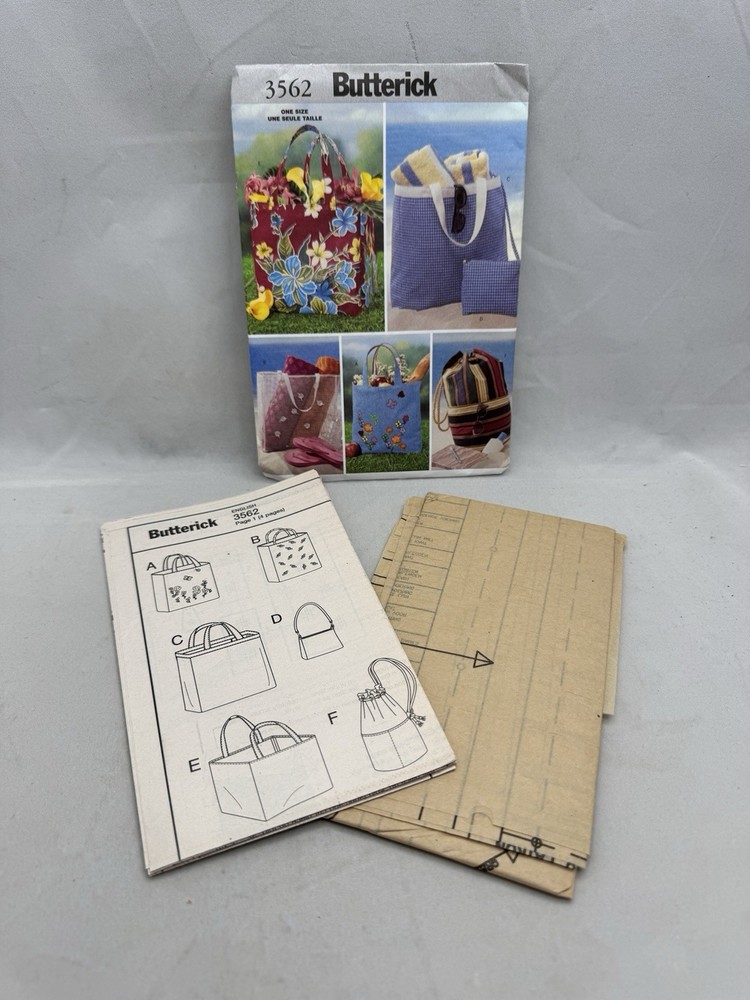 Butterick 3562 Sewing Pattern Beach Bags