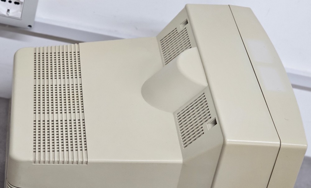 Commodore 1084S-D1 Monitor