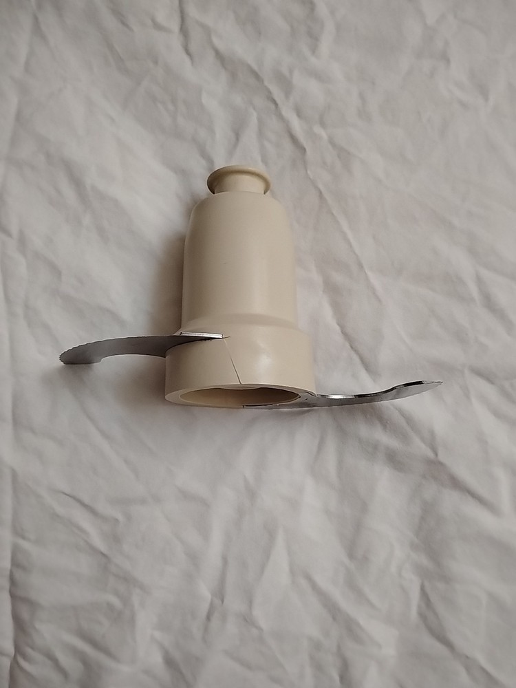 Cuisinart Food Processor FP-16LCB Large Chopping Blade Replacement Part