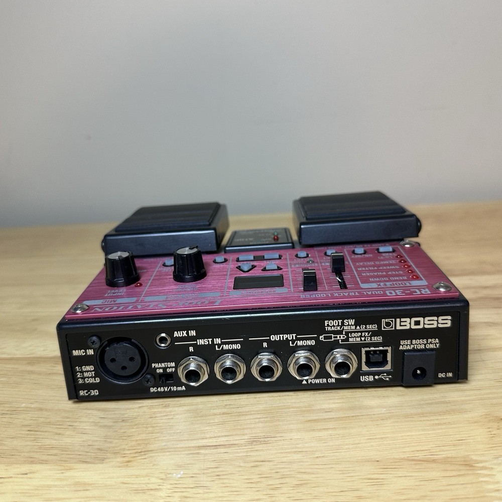 Boss RC-30 Loop Station Looper Sampler Effects Pedal *NOT TESTED*
