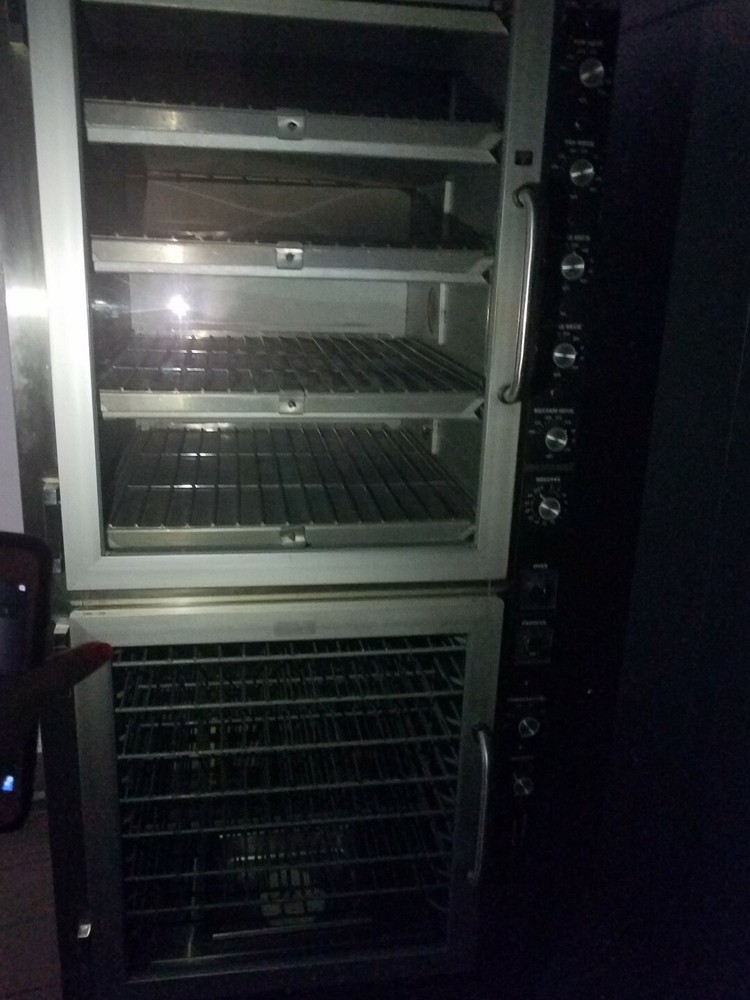 Kairak bread oven-Mint Condition-Local Pick up Only