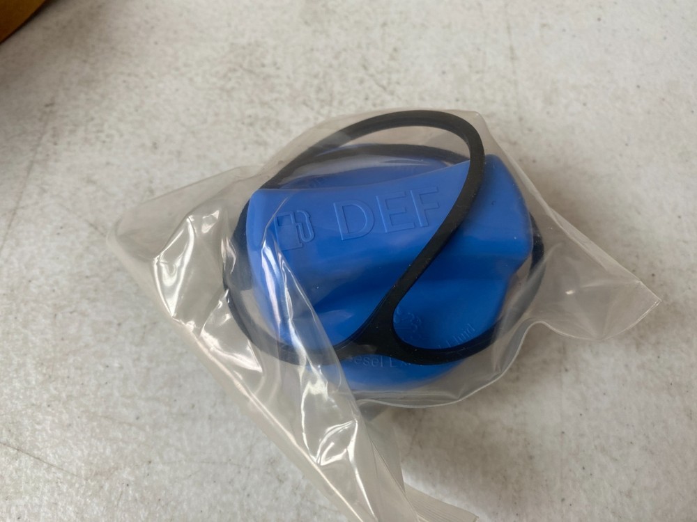 10855 STANT DEF TANK FILL CAP DEF WITH TETHER