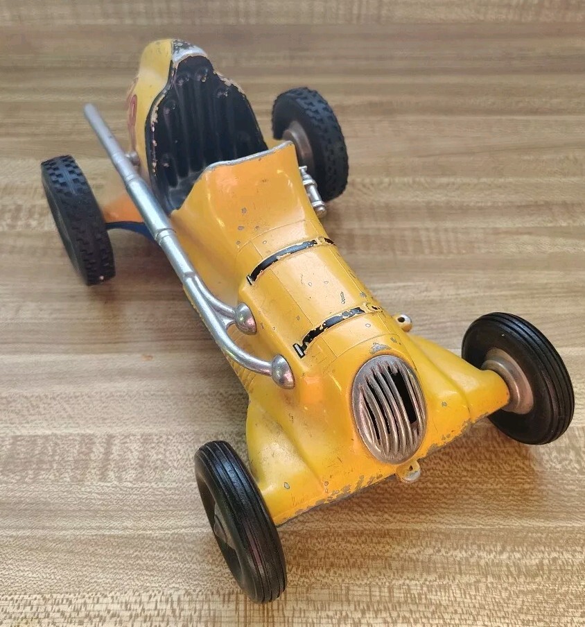 Roy Cox Thimble Drome Champion 28 tether car