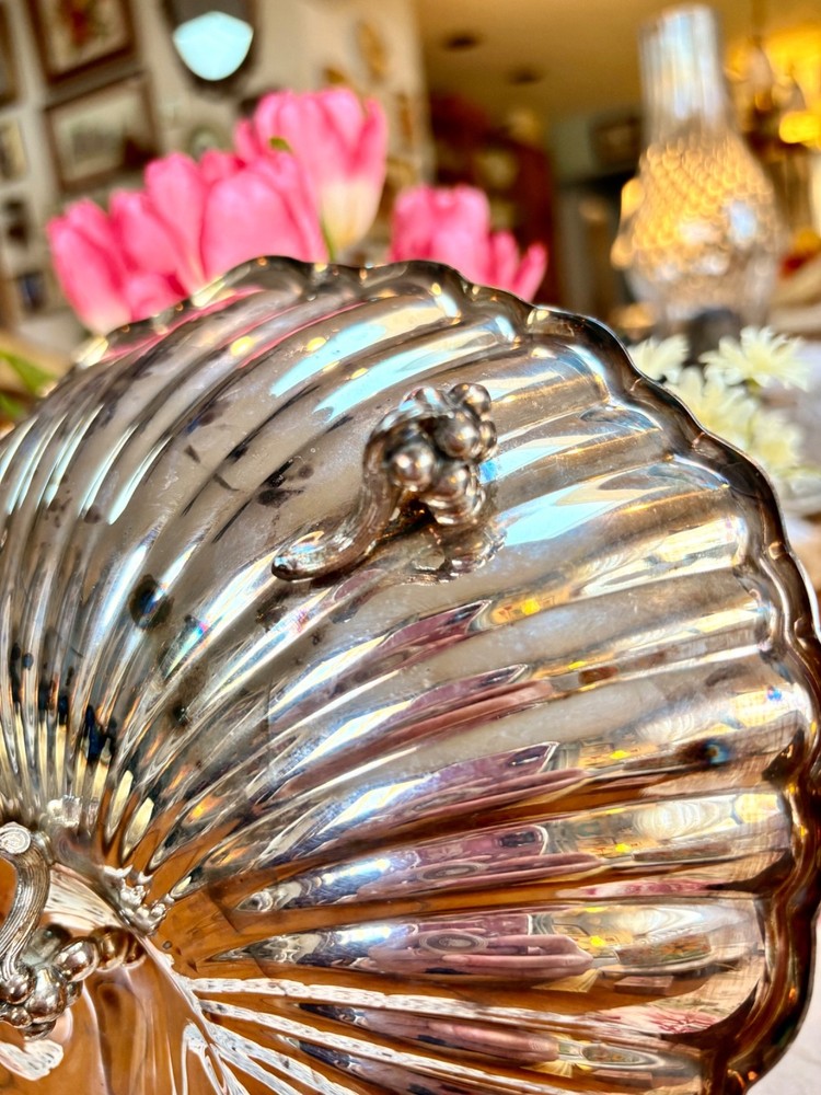 Reed and Barton 209 Silverplate Scallop Shell Grapes Serving Dish