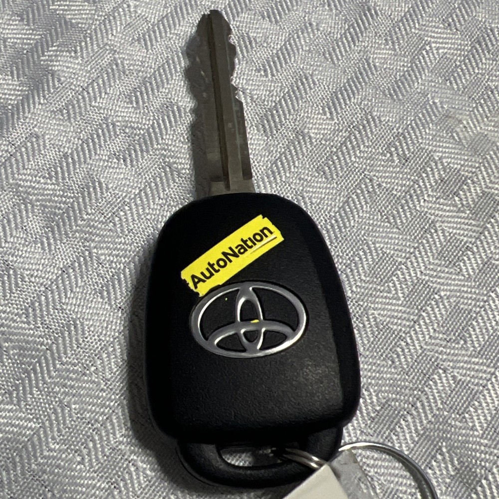 Replacement Key Remote for Toyota Sequoia SR5 2018