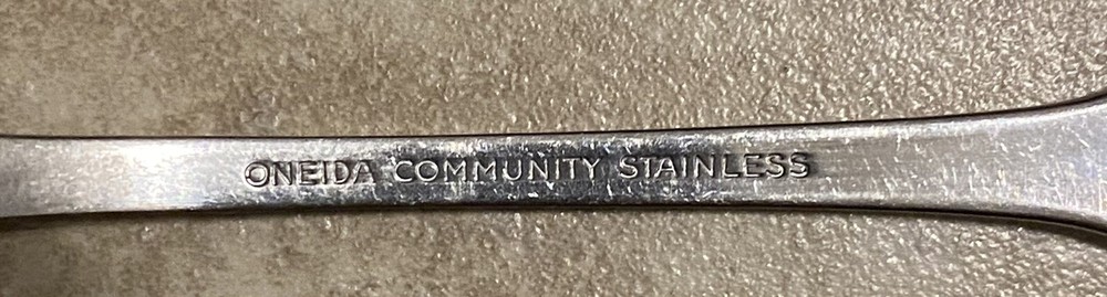 Oneida Community Stainless PATRICK HENRY Spoons, Spreader, Cocktail Fork (11 pc)