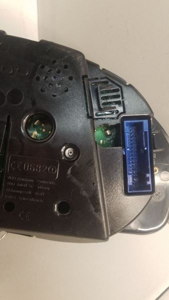 Speedometer Cluster MPH Fits 2004-2005 PASSAT 281166 OEM