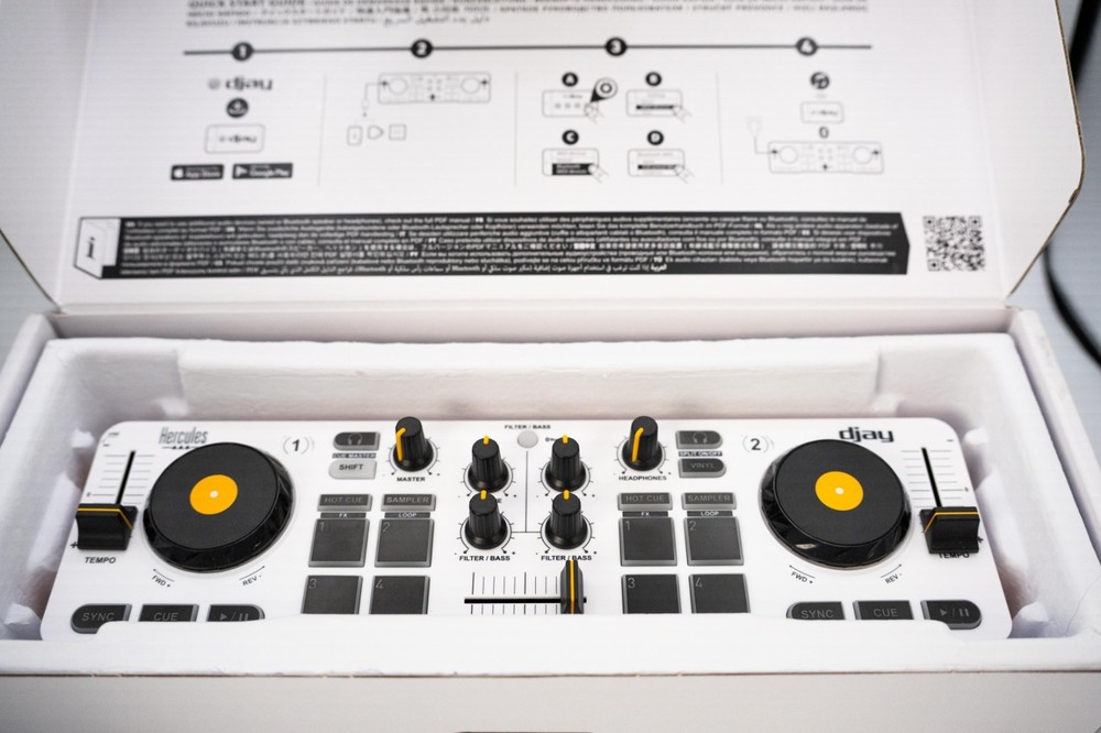 Hercules DJCONTROL-MIX DJ Controller for Smartphones & Tablets