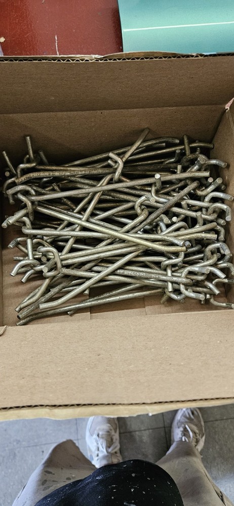 7in HD Pegboard Hooks (50 Pack)