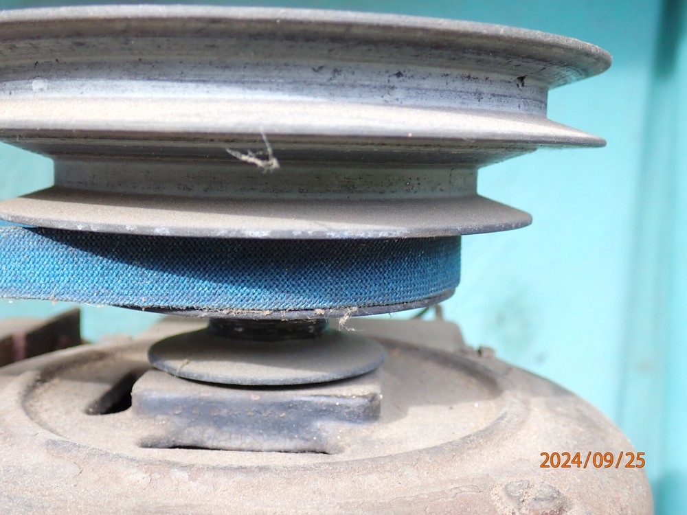 VINTAGE EARLY DELTA 14" DRILL PRESS WITH DP220 HEAD CASTING ROUND BASE