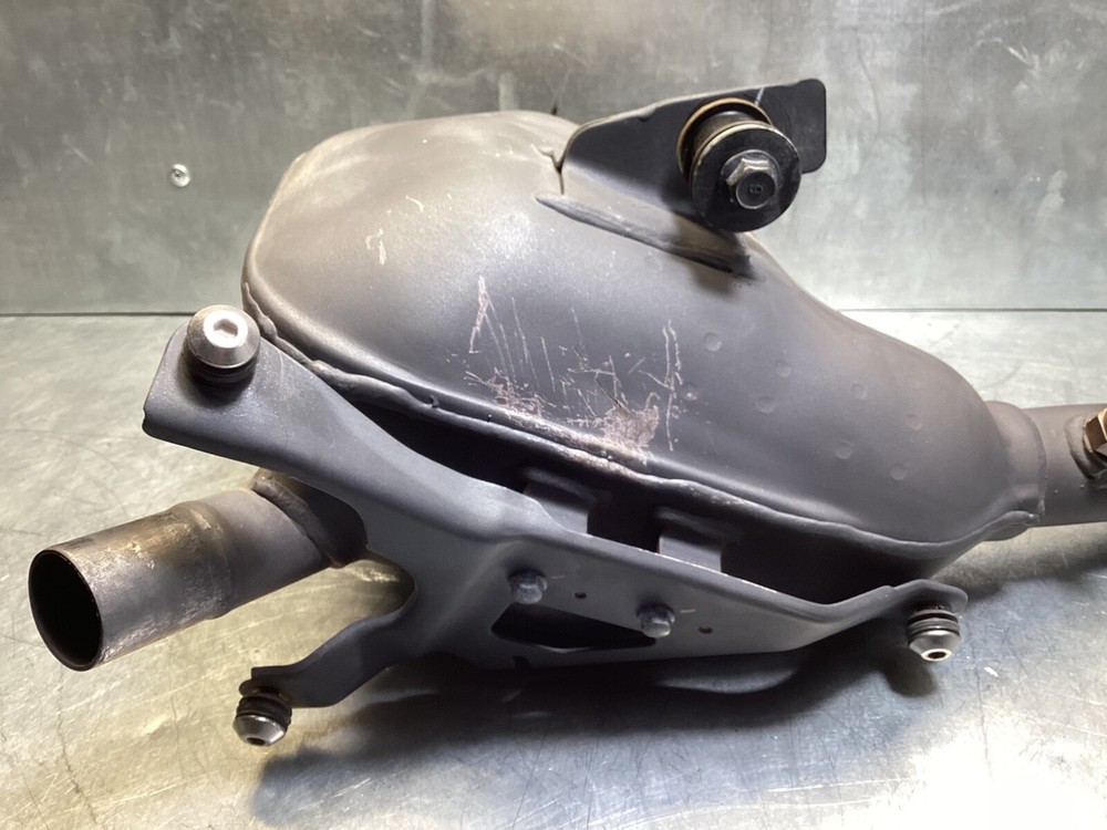 2015 Yamaha YZFR3 R3 Exhaust Pipe Header & Mounting Hardware