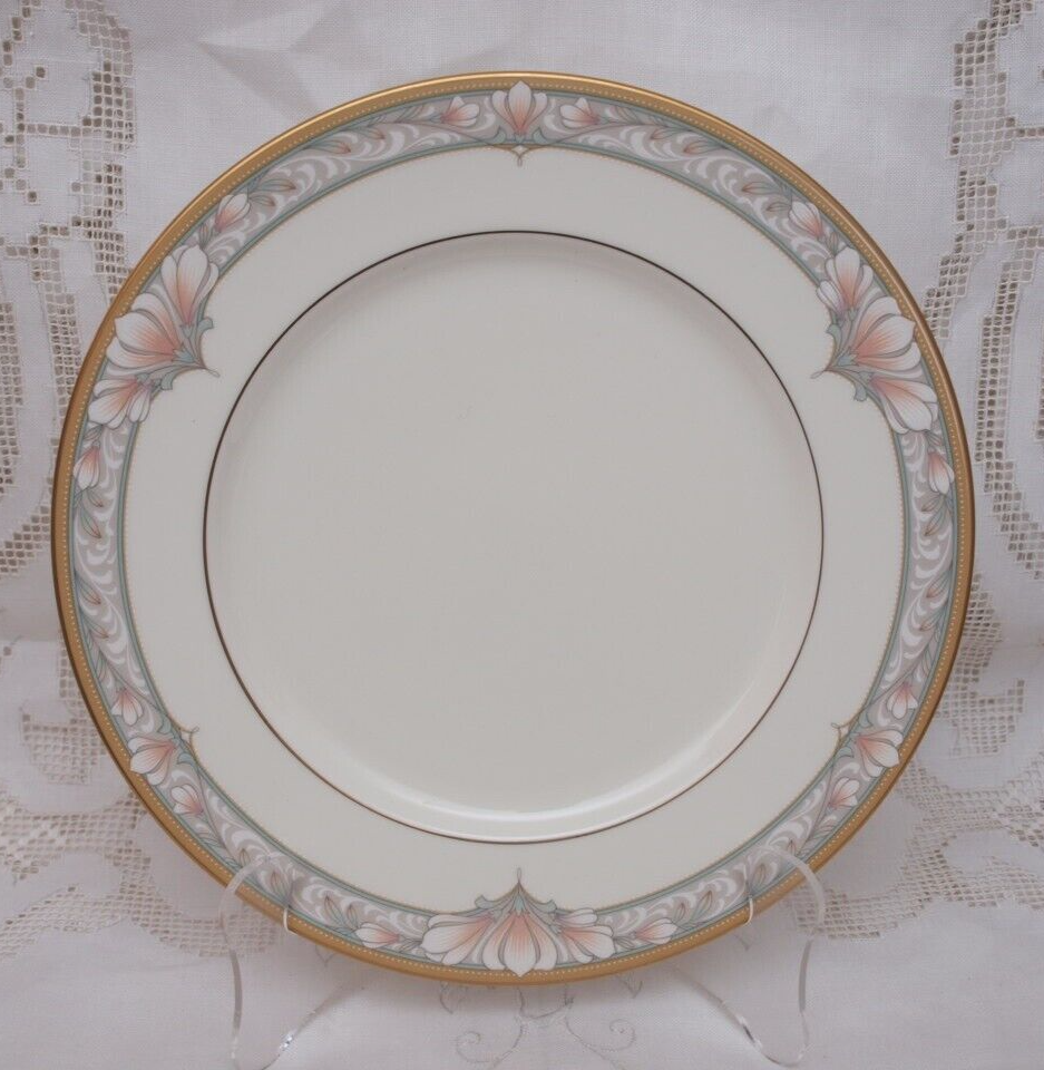 20 Pc Noritake BARRYMORE Set Bone China 9737 Dinnerware EUC