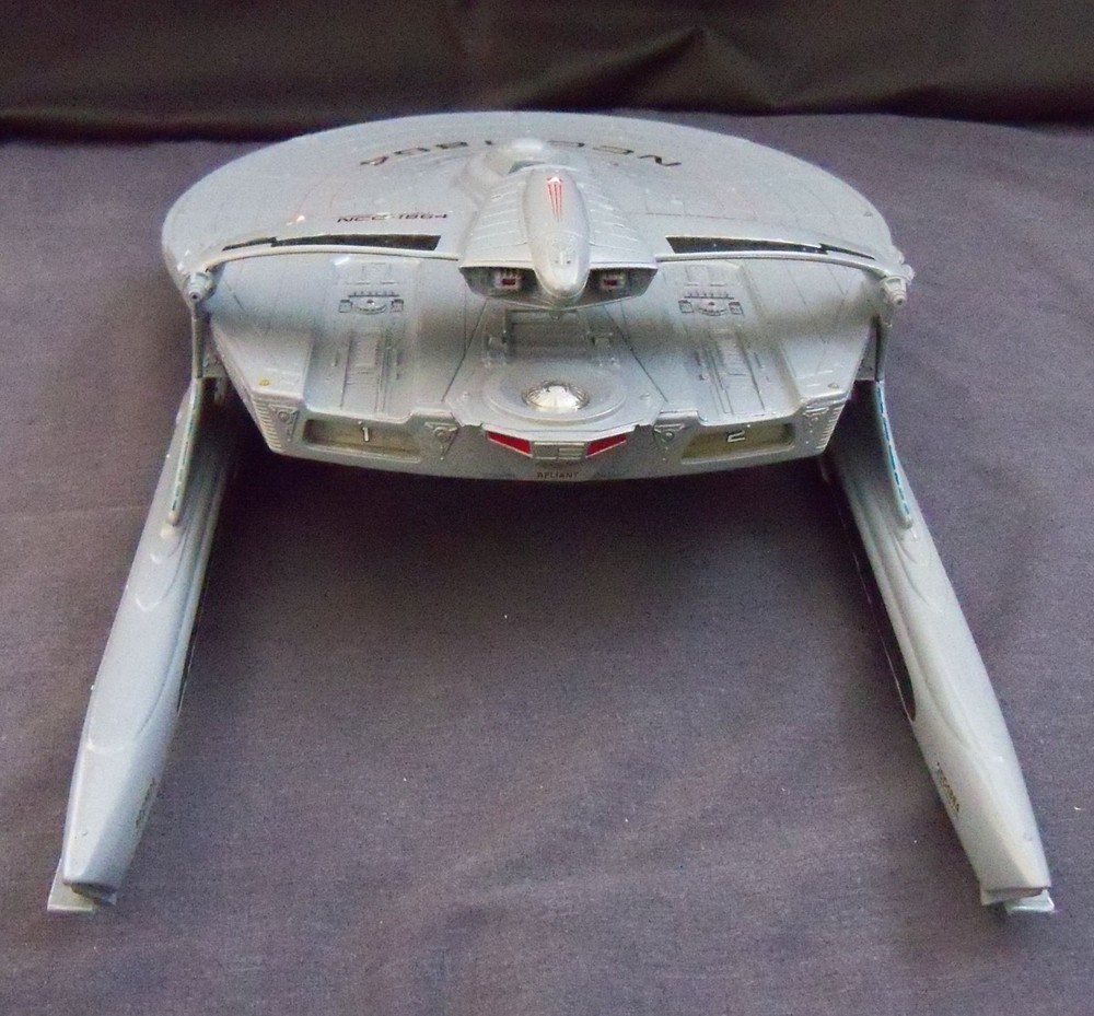 USS Reliant Starship Model