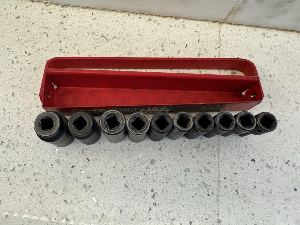 Mac Tools 10-PC. 1/4" Drive SAE Intermediate Impact Socket Set - 6-PT.