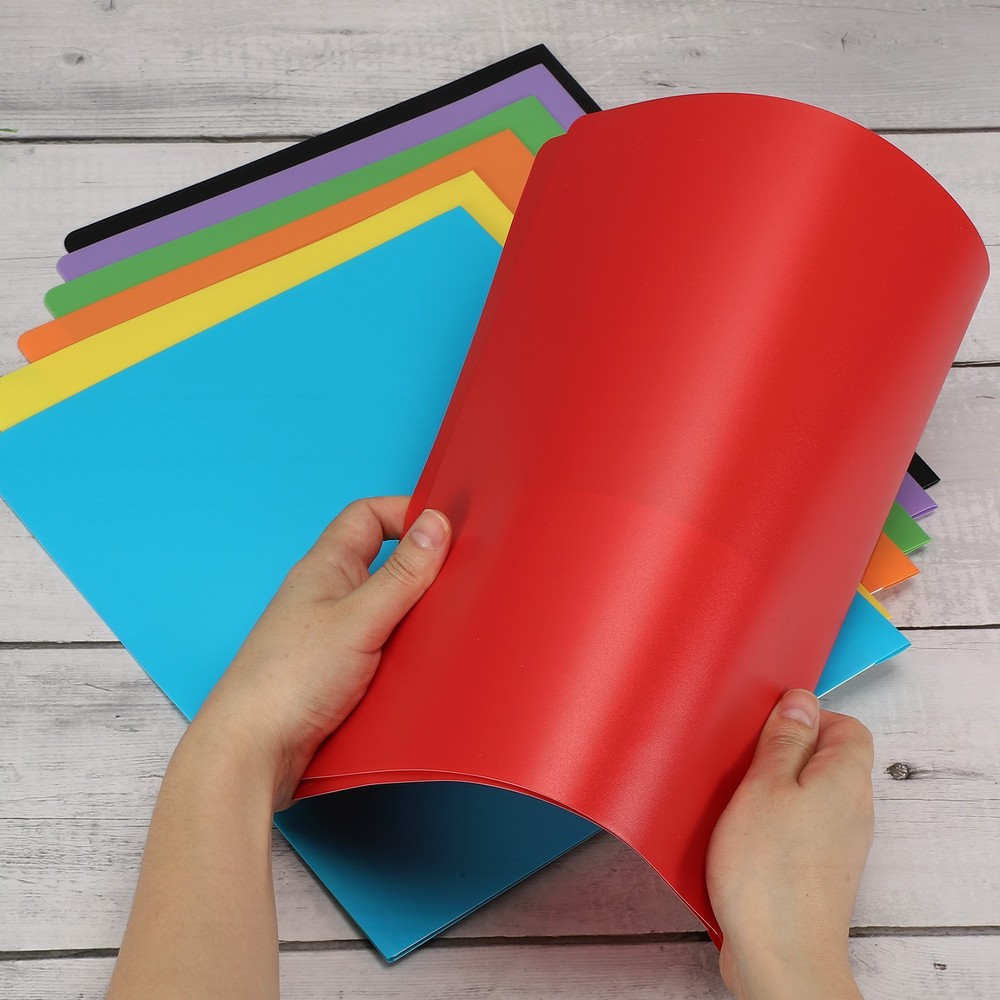 Green Plastic Folders with Pockets, 24 Pack Plastic Pocket Folders