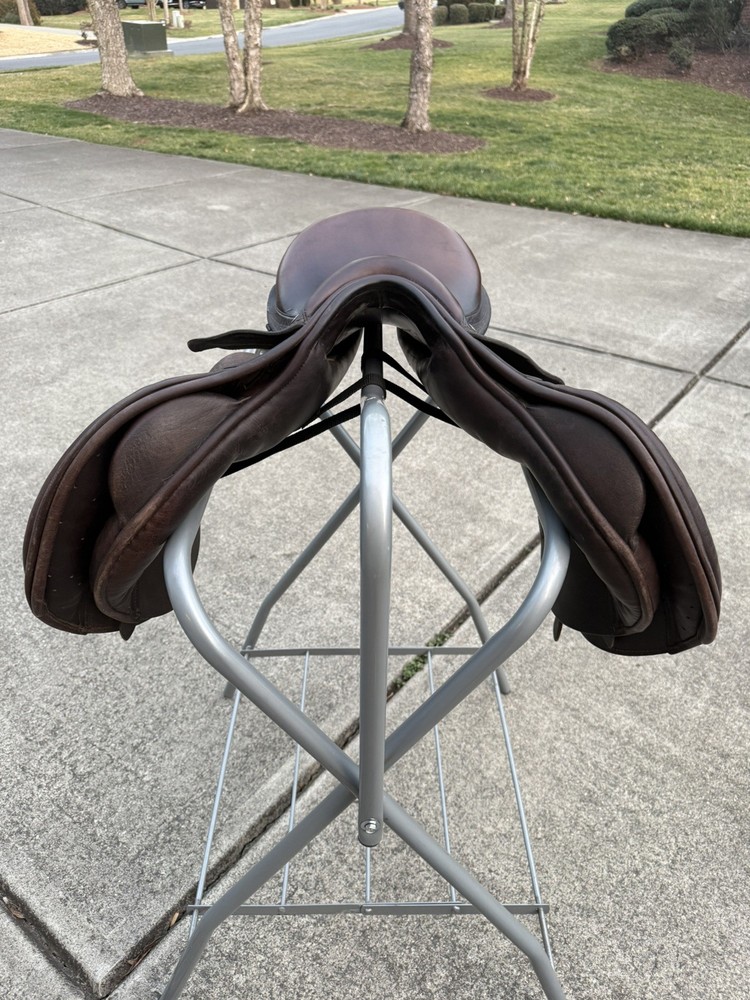 17.5” County Conquest Saddle XTR Leather Medium Tree Wool Flocked