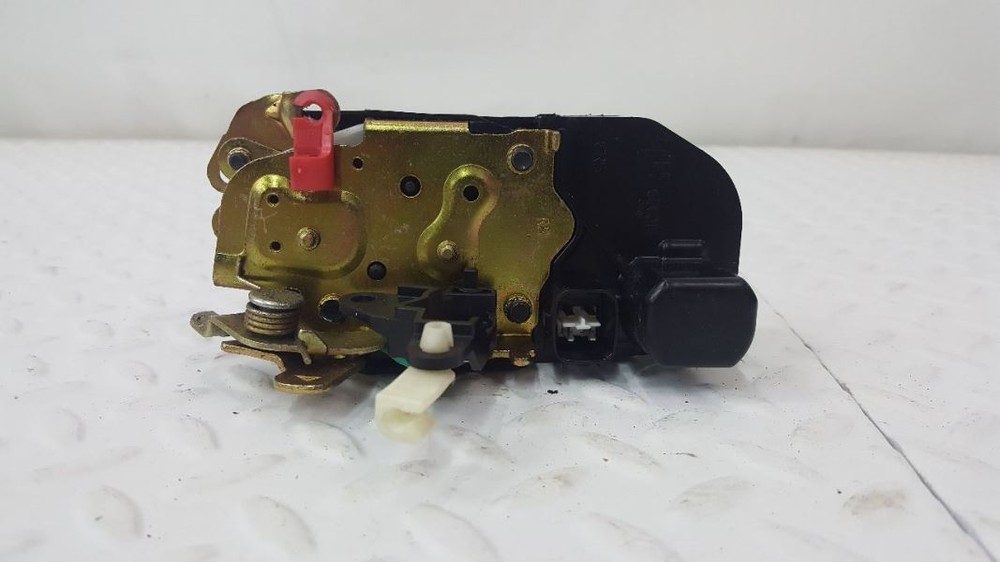 04 09 Dodge Durango Front Passenger Door Lock Latch Actuator
