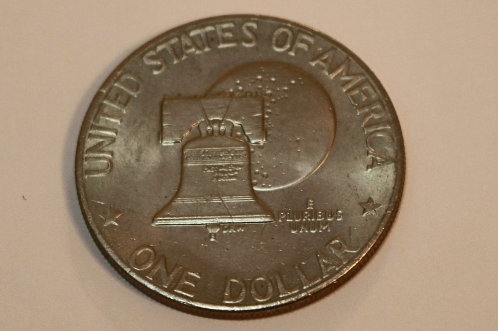 1976 Eisenhower Dollar (F)