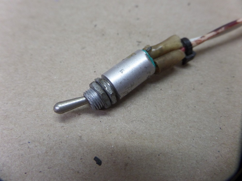 1956 PIPER PA-23-150 APACHE SWITCH