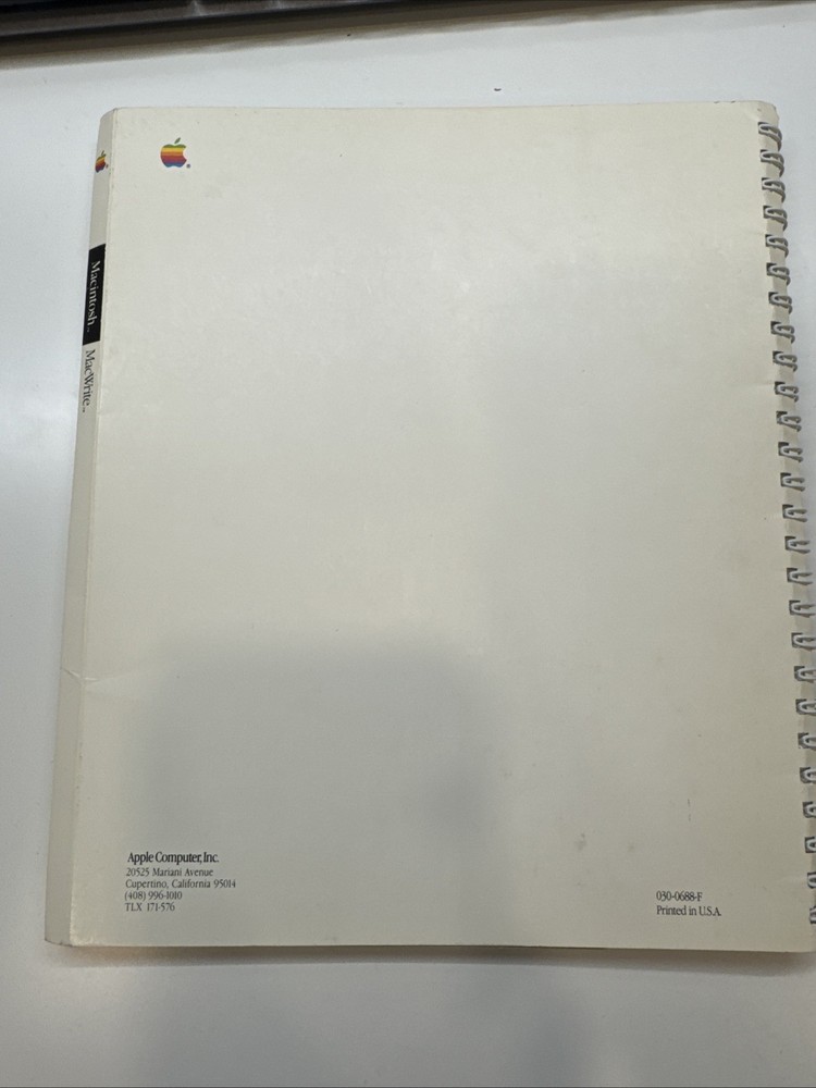 1986 Apple Macintosh MacTerminal User Guide Manual