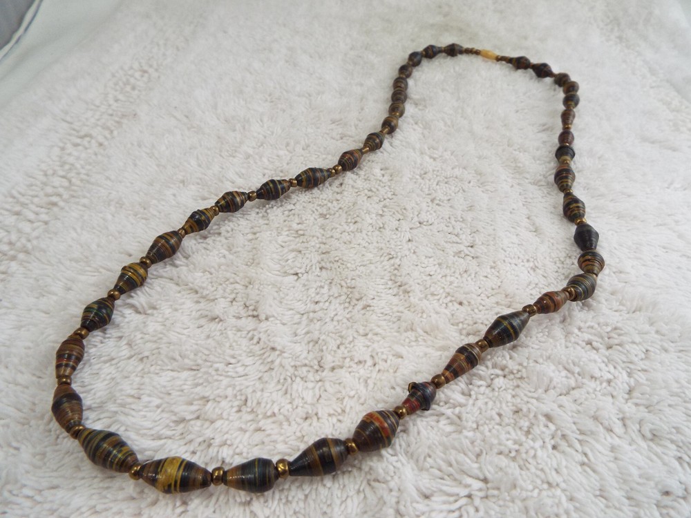 Brown Tan Rolled Paper Bead Necklace (A6)