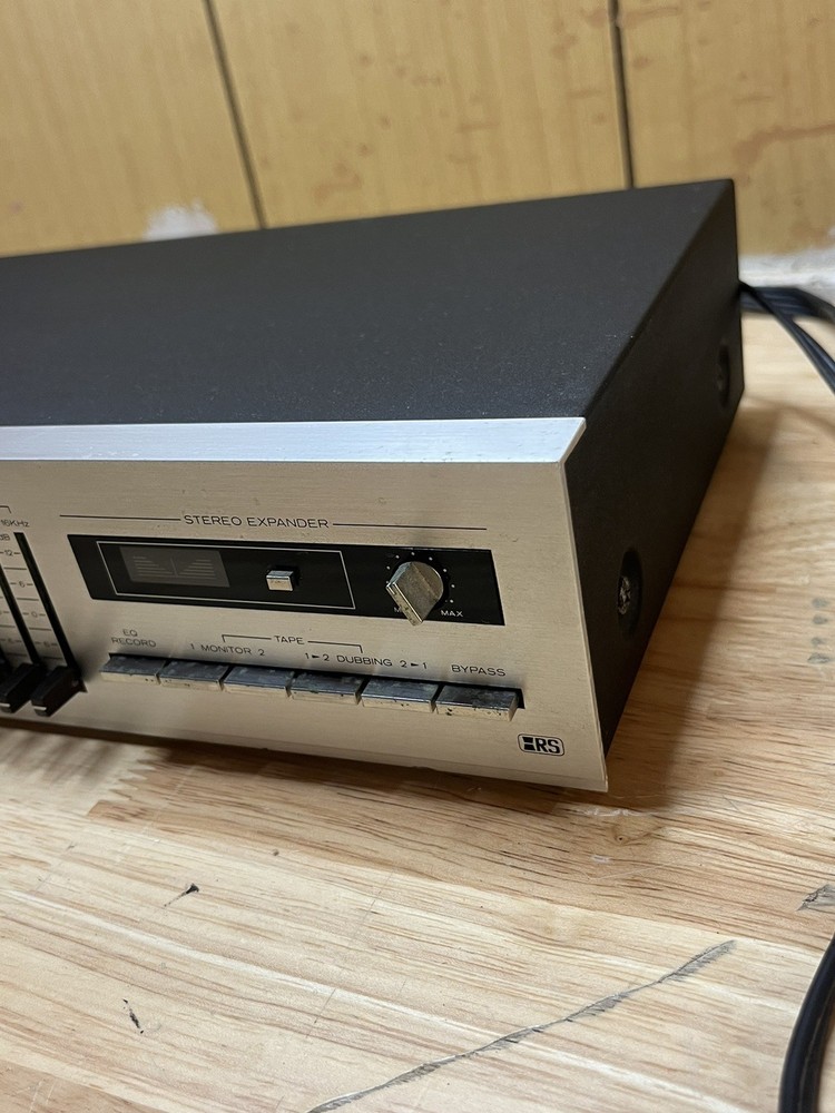 Realistic 12 Band Stereo Frequency Equalizer Model 31-2009