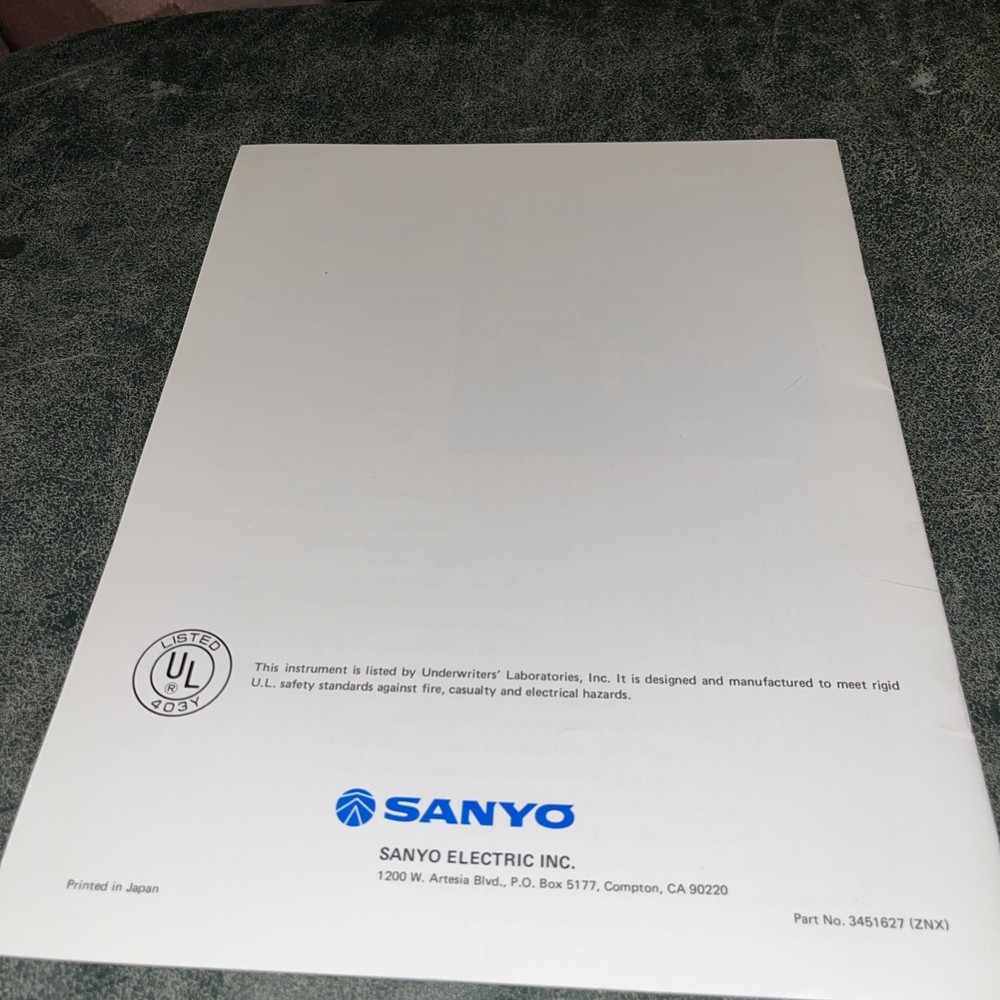 Sanyo AVT95 Video Control System Owner’s Manual And Connection Guide