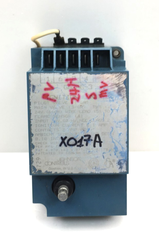 Johnson Controls G67AG-3 Ignition Control Module 24V weathered label used #X017A