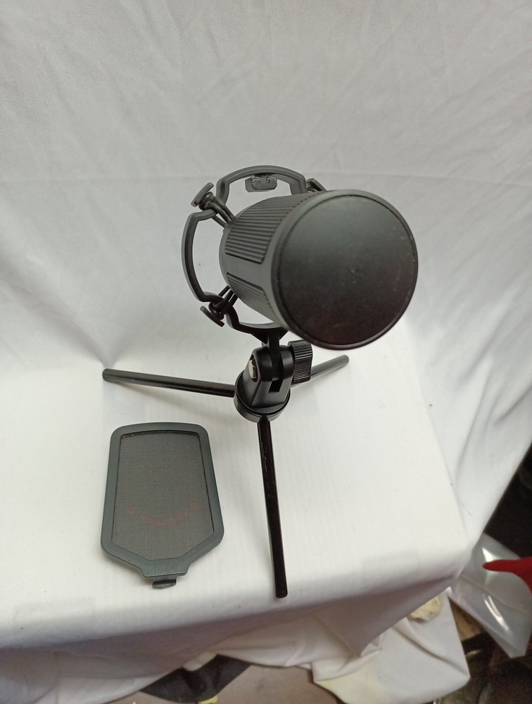 Fifine Gaming Microphone Untested Broken Screen