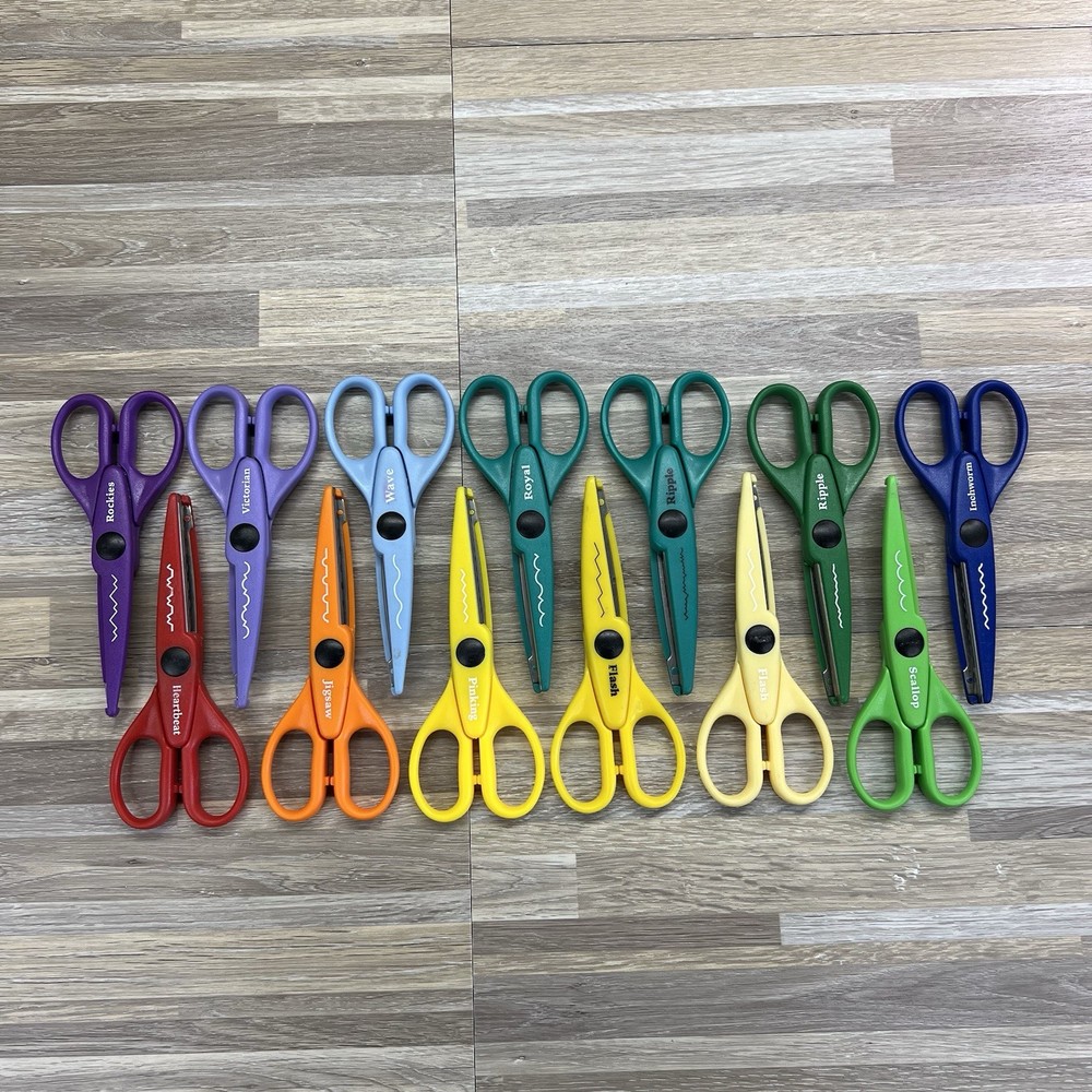 13 Decorative Edge Scrapbook Scissors - M175