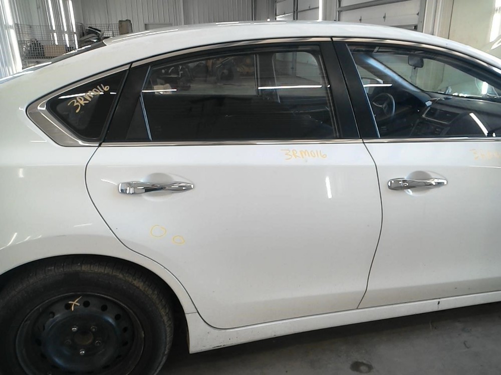ALTIMA 2017 Fuse Box Cabin 104952603
