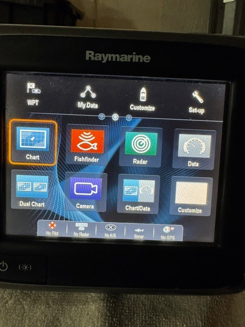 USED Raymarine E70163 Marine GPS Chartplotter Boat